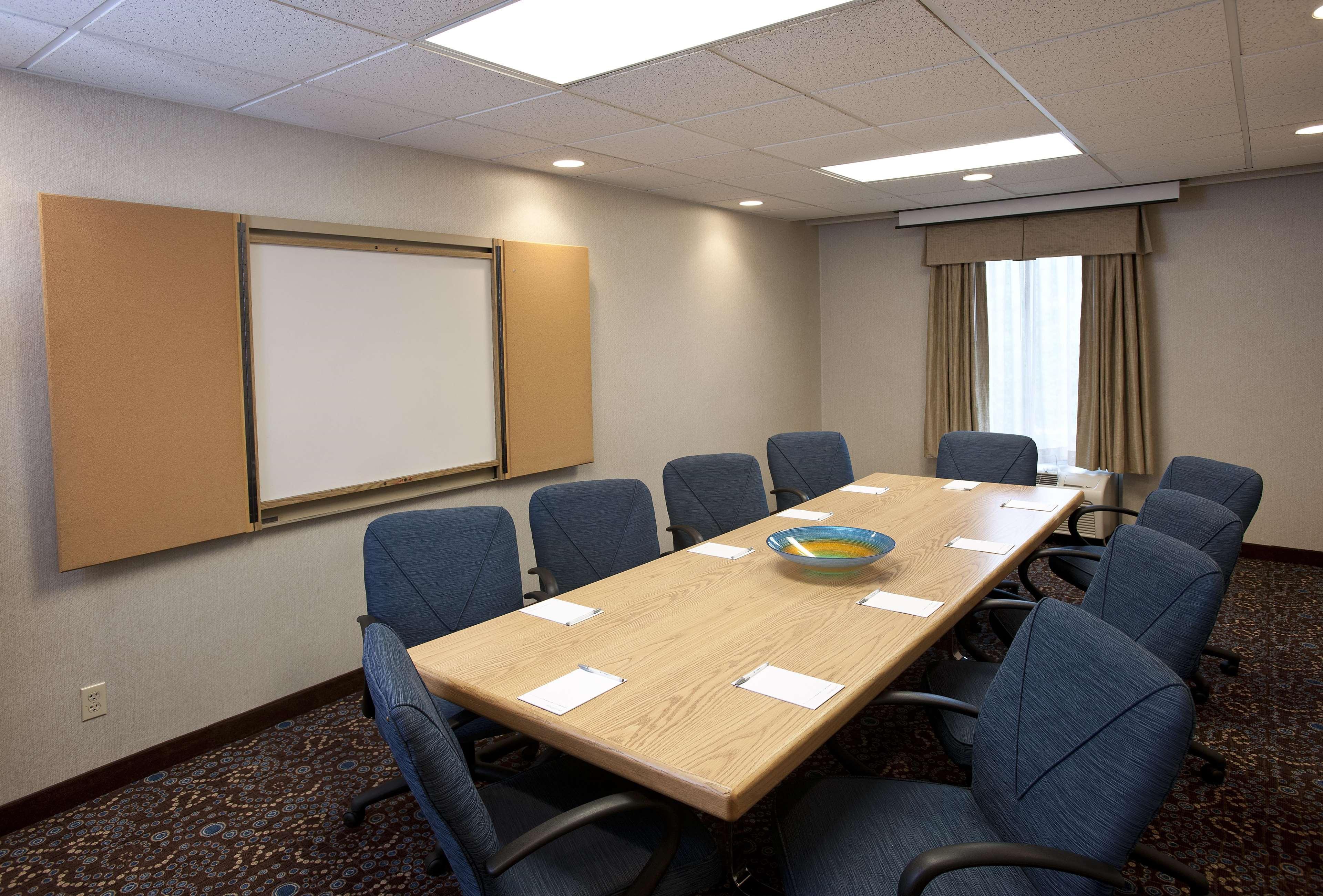 Hampton Inn By Hilton Concord/Bow Εξωτερικό φωτογραφία